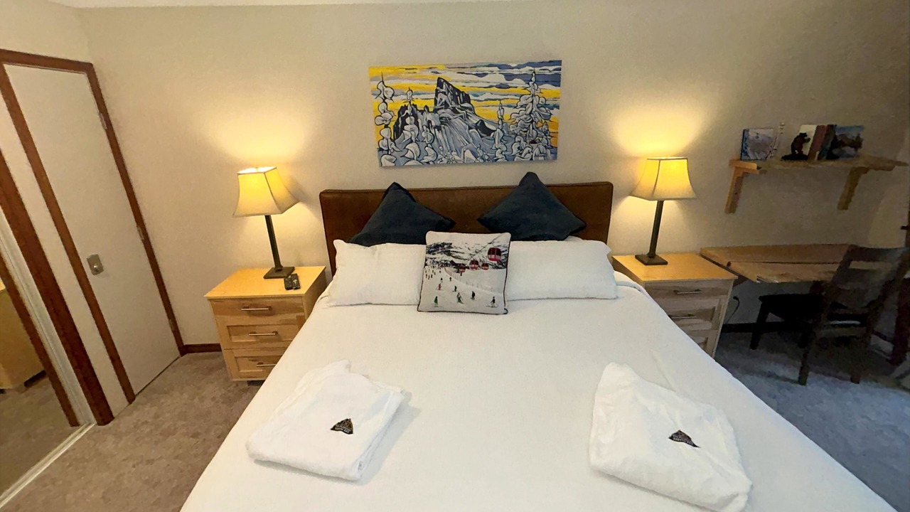 Photo of Bedroom in Upper Village
