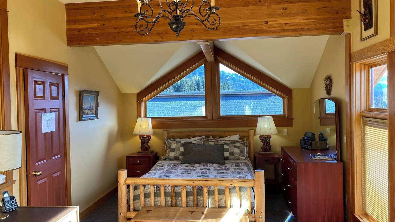 Photo of Others in Sunburst Estates