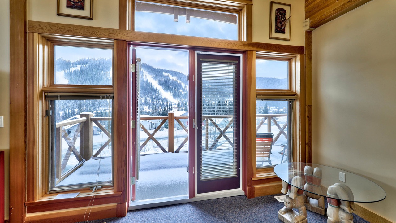 Photo of Patio Balcony in Sunburst Estates