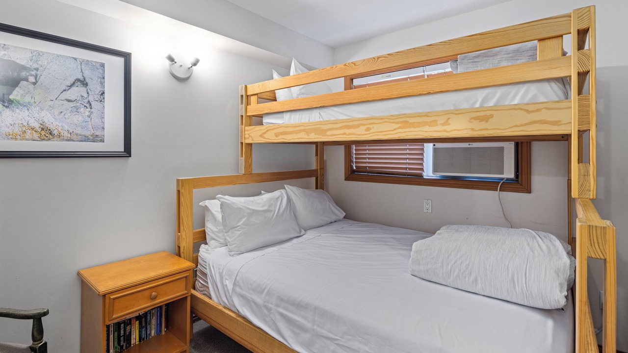 Photo of Bedroom in Village North