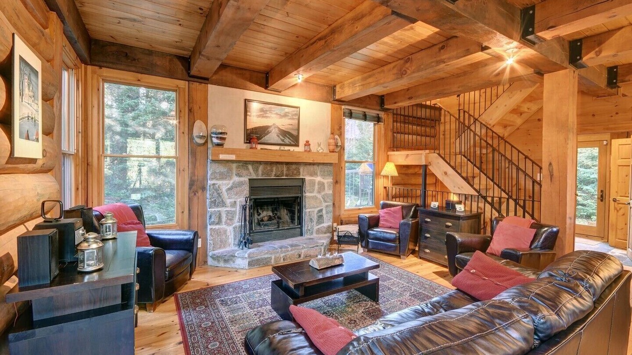 Photo of Livingroom in Lac Superieur Village