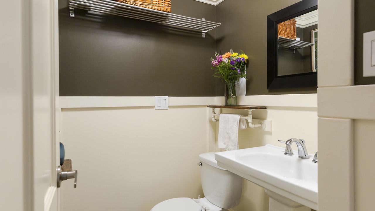 Photo of Bathroom in Sundre