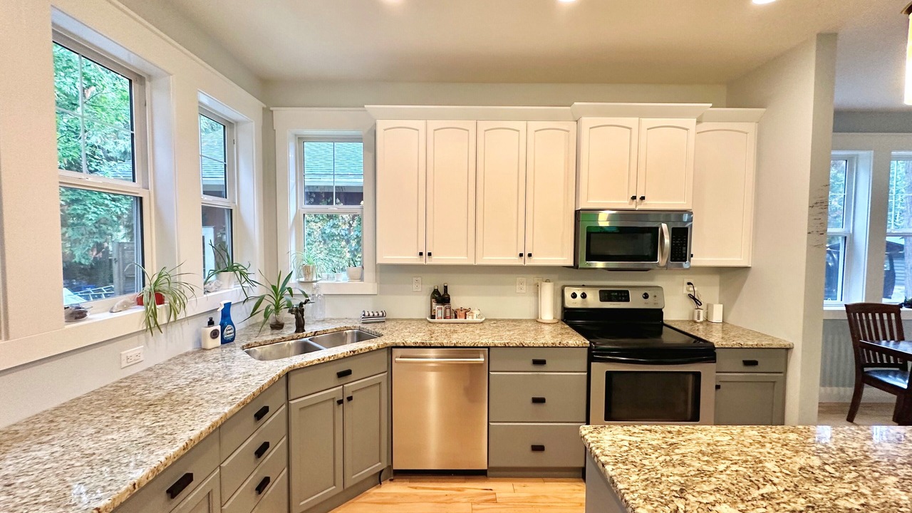 Photo of Kitchen in Swansea Point