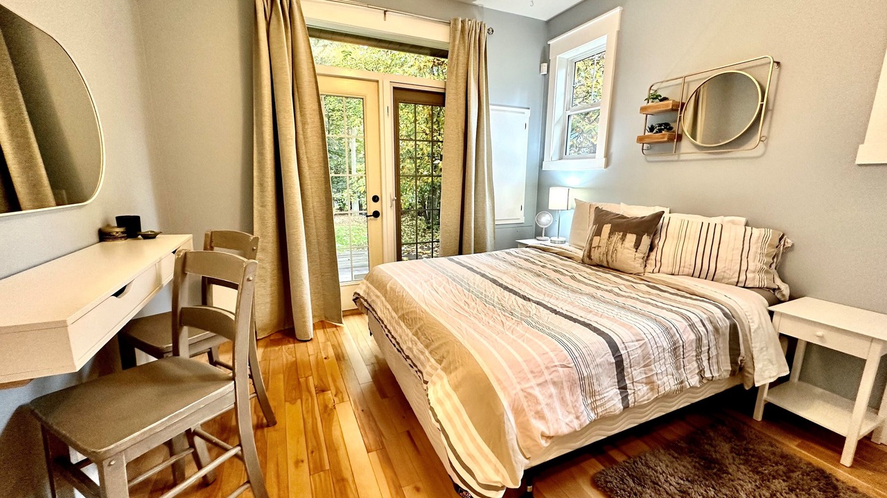 Photo of Bedroom in Swansea Point