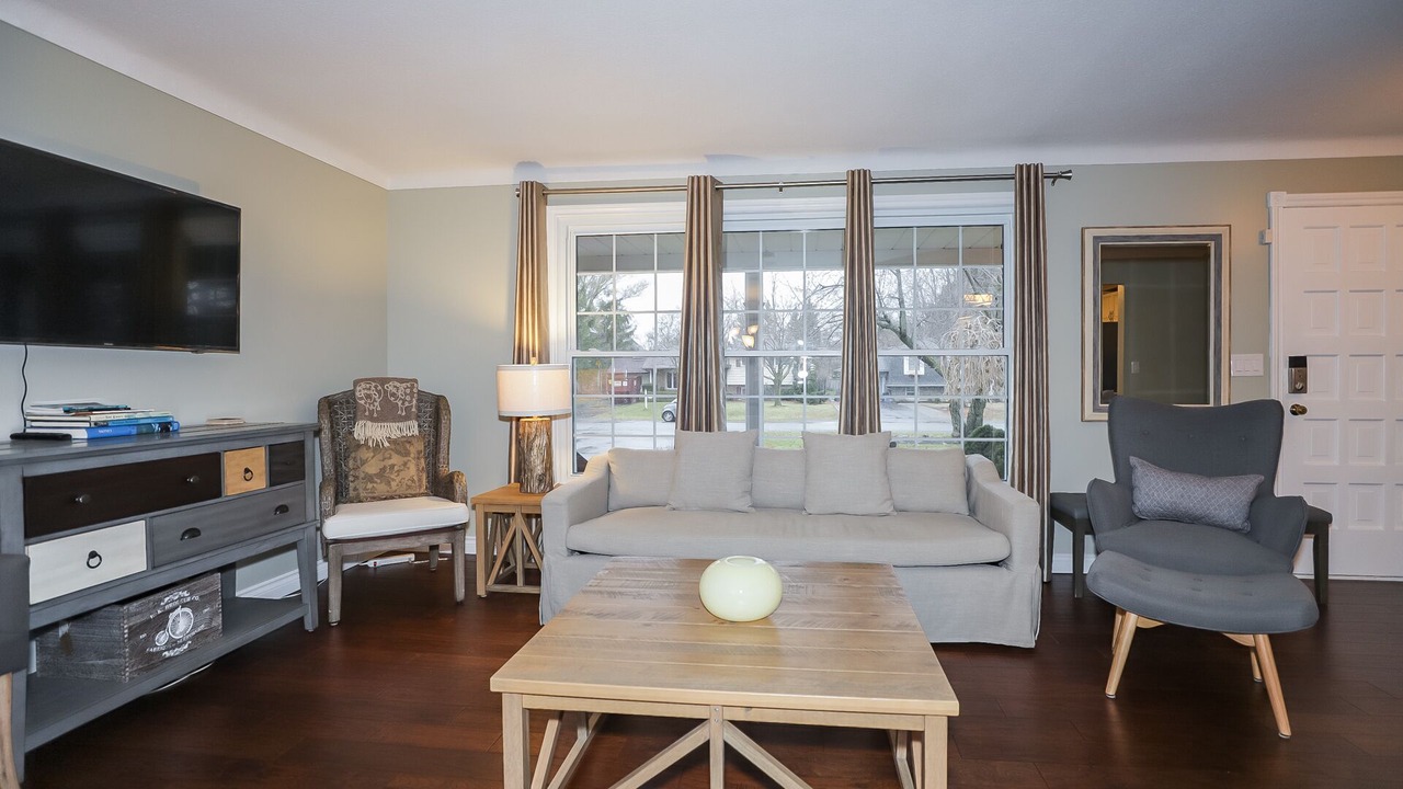 Photo of Livingroom in Historic Old Town