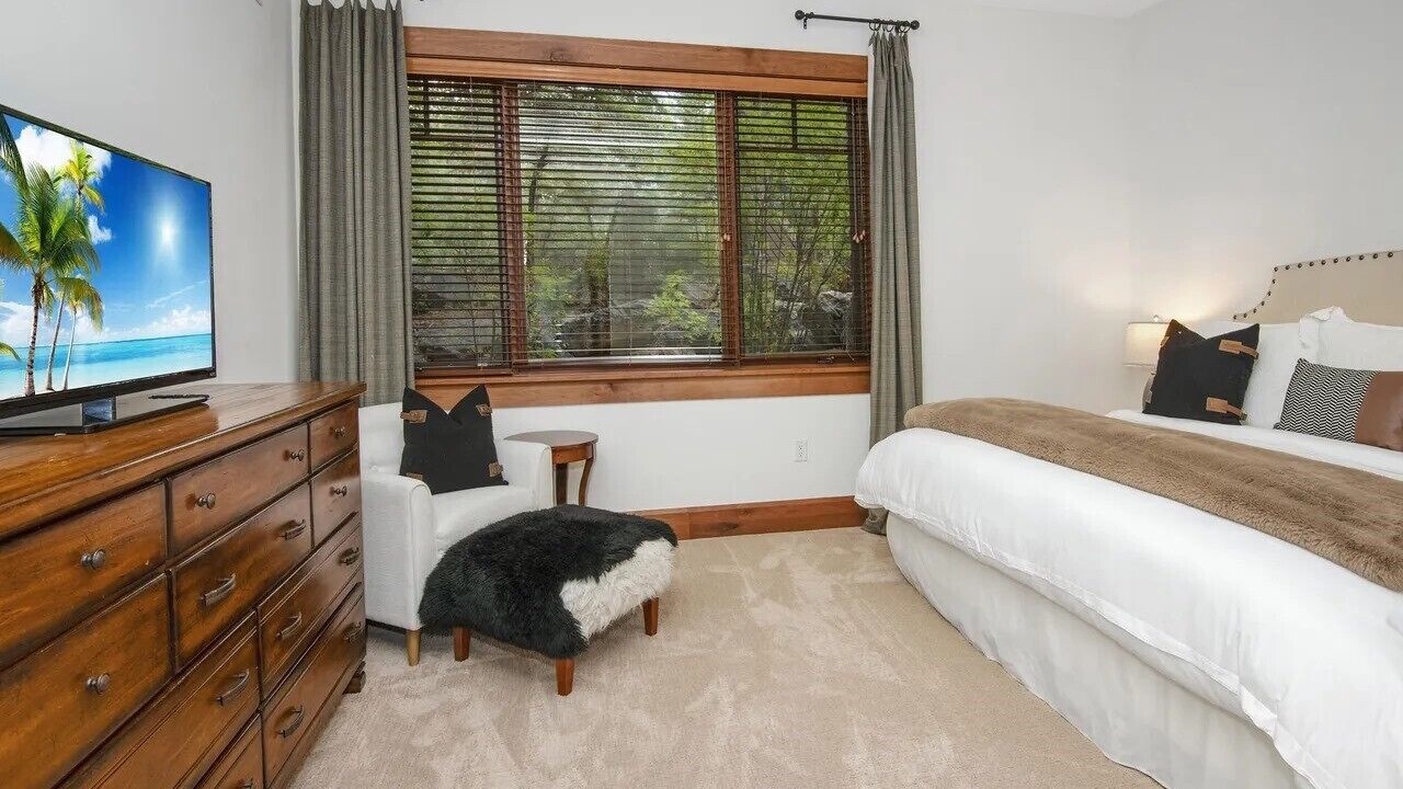 Photo of Bedroom in Avon