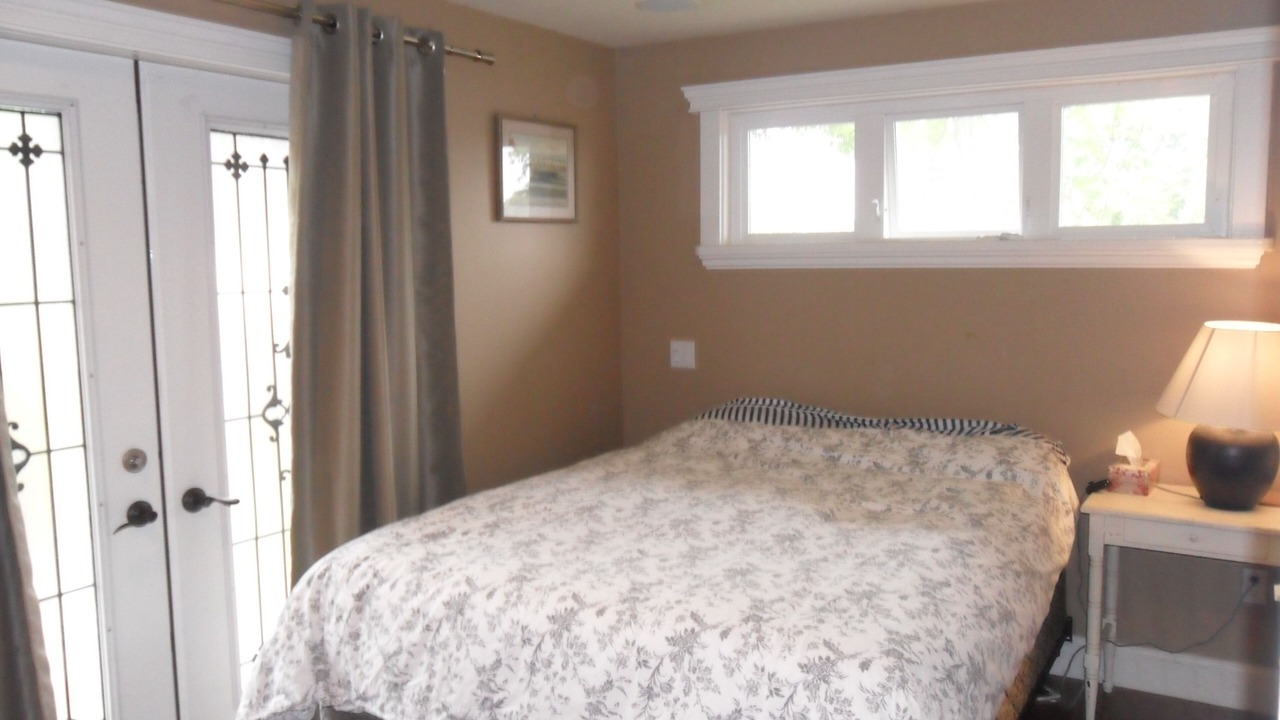 Photo of Bedroom in Chemainus