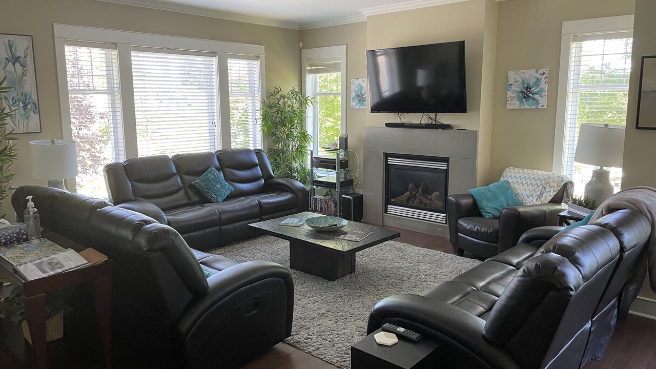 Photo of Livingroom in Bear Mountain Resort