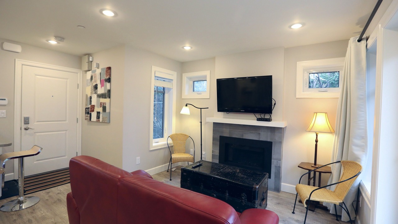Photo of Bedroom in Arbutus Ridge
