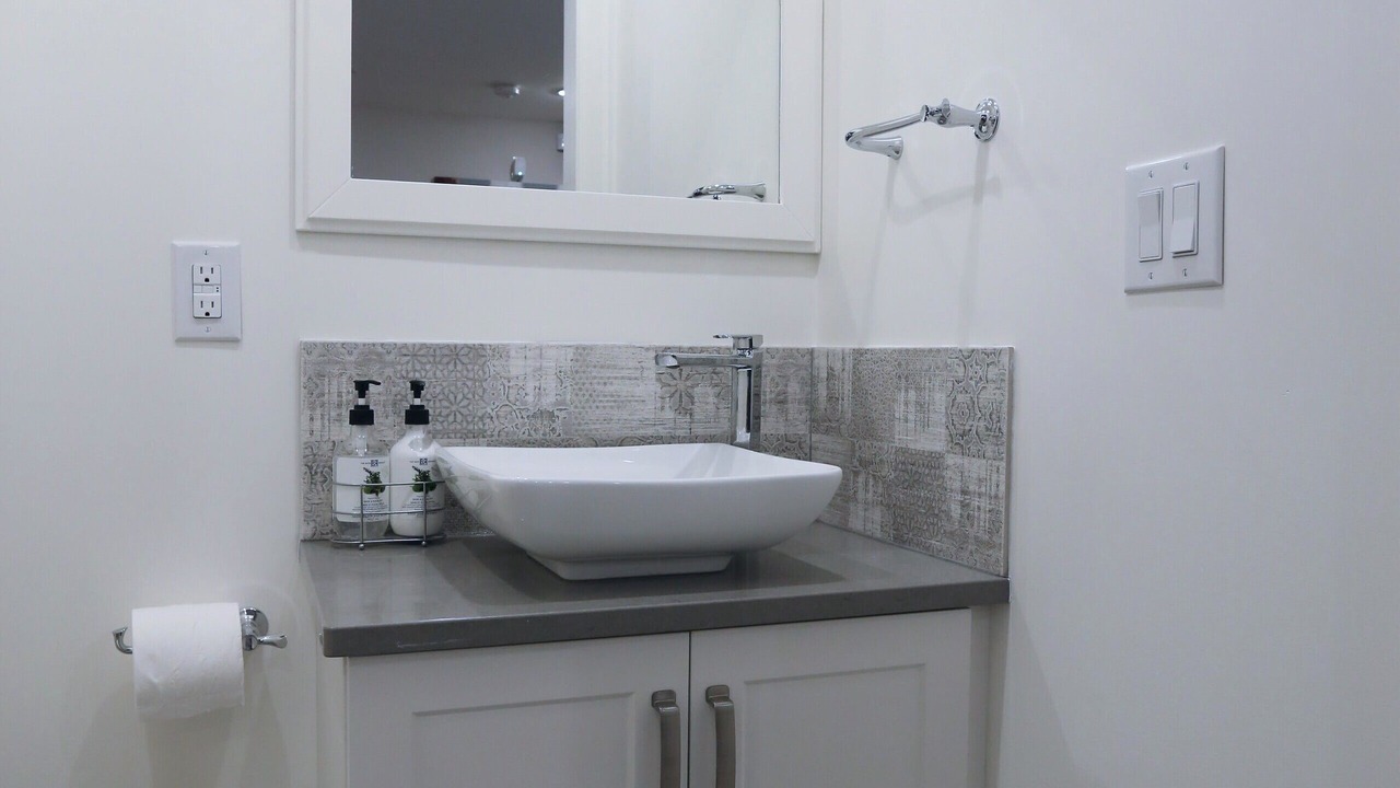 Photo of Bedroom in Arbutus Ridge