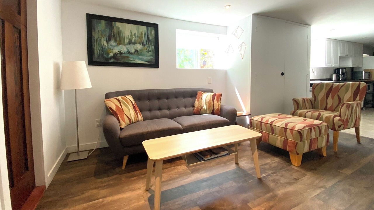 Photo of Livingroom in Riley Park