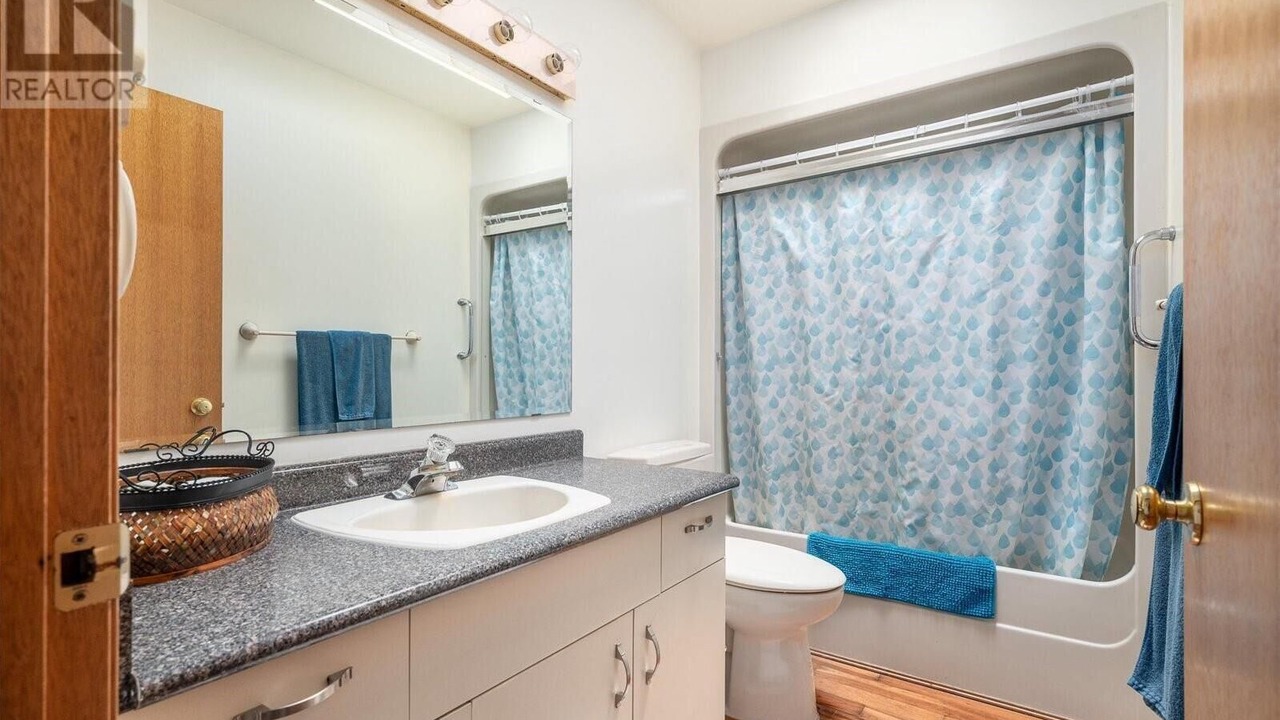 Photo of Bathroom in Regional District of Nanaimo