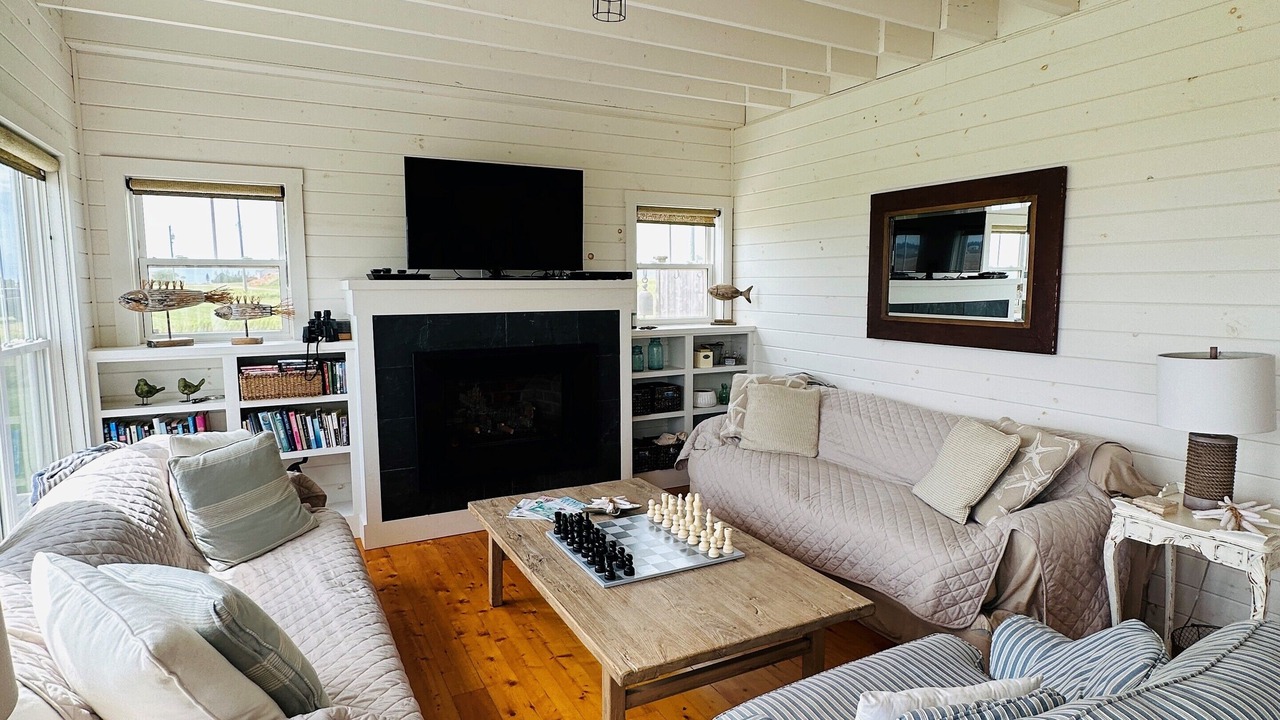 Photo of Livingroom in Augustine Cove