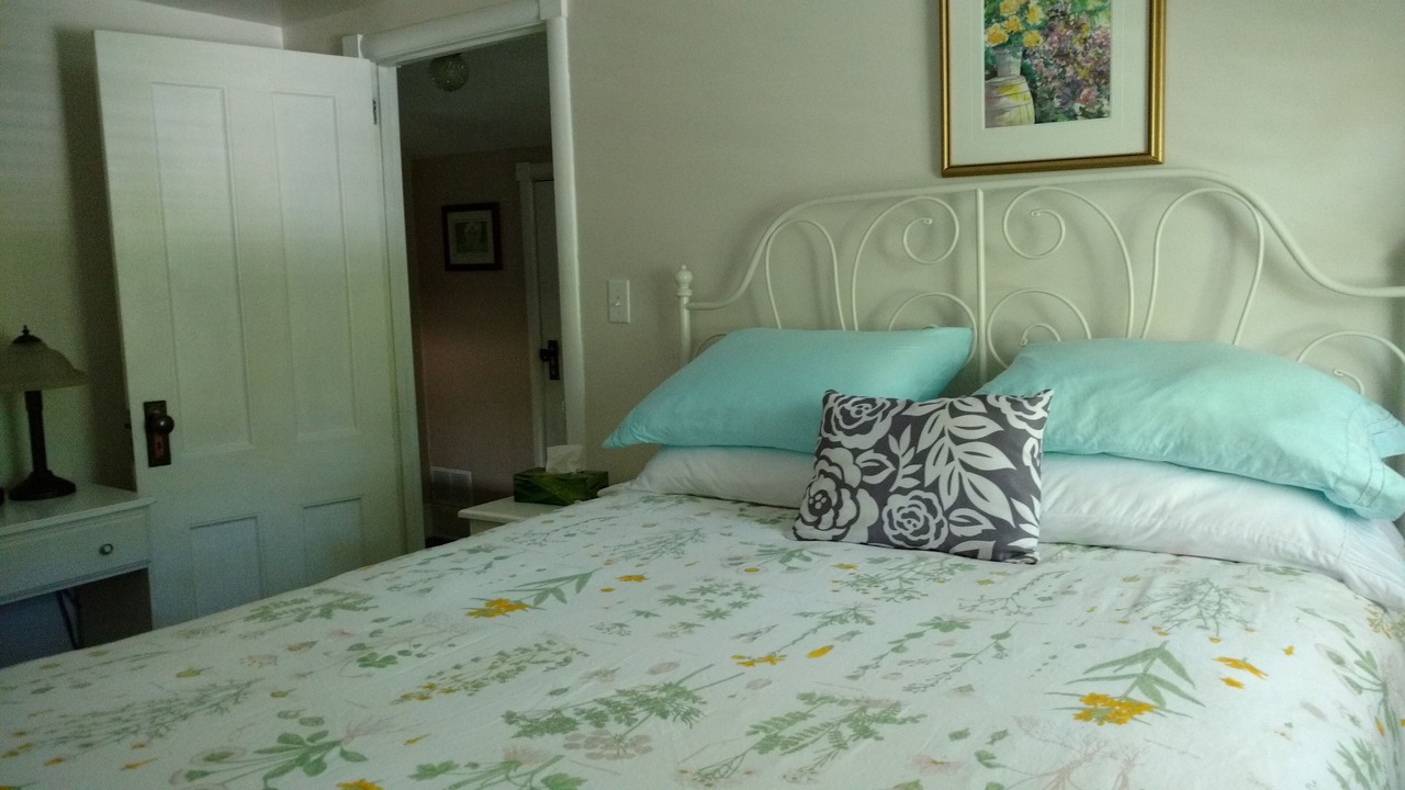 Photo of Bedroom in Mahone Bay
