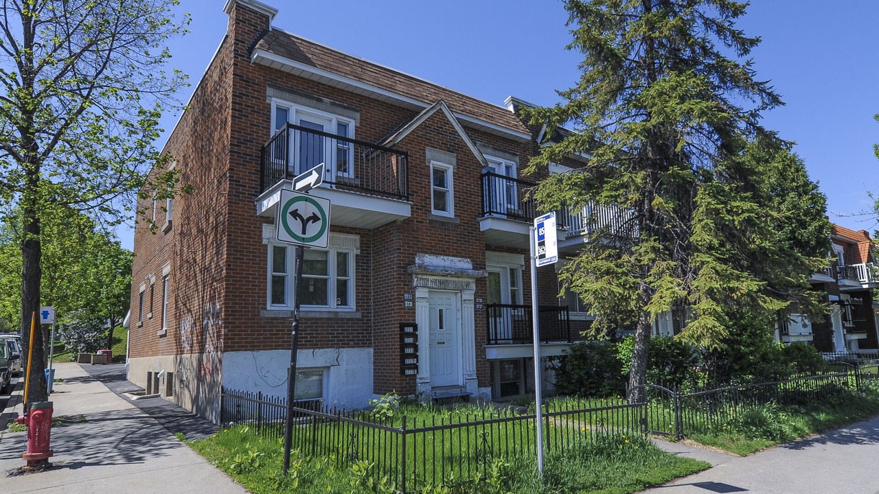 Photo of Others in Hochelaga