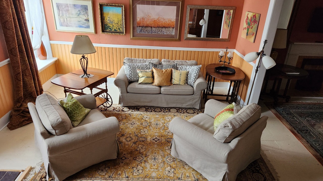 Photo of Livingroom in Prince Edward