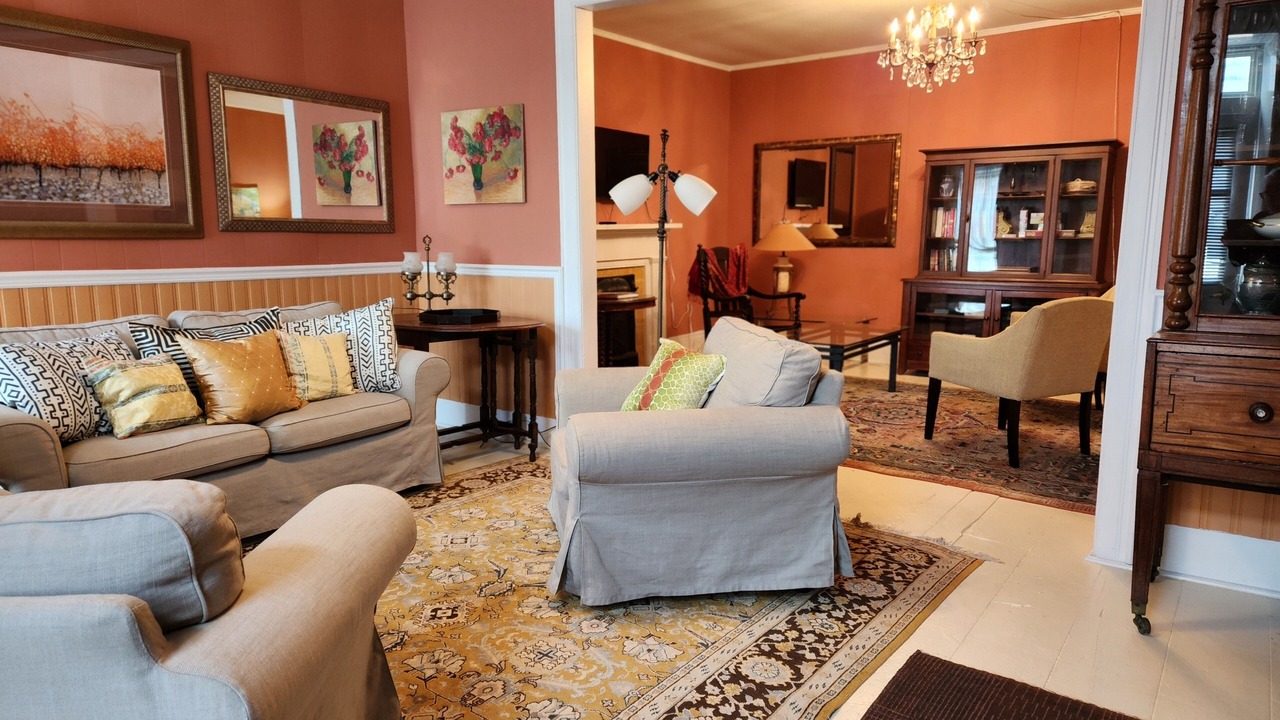 Photo of Livingroom in Prince Edward