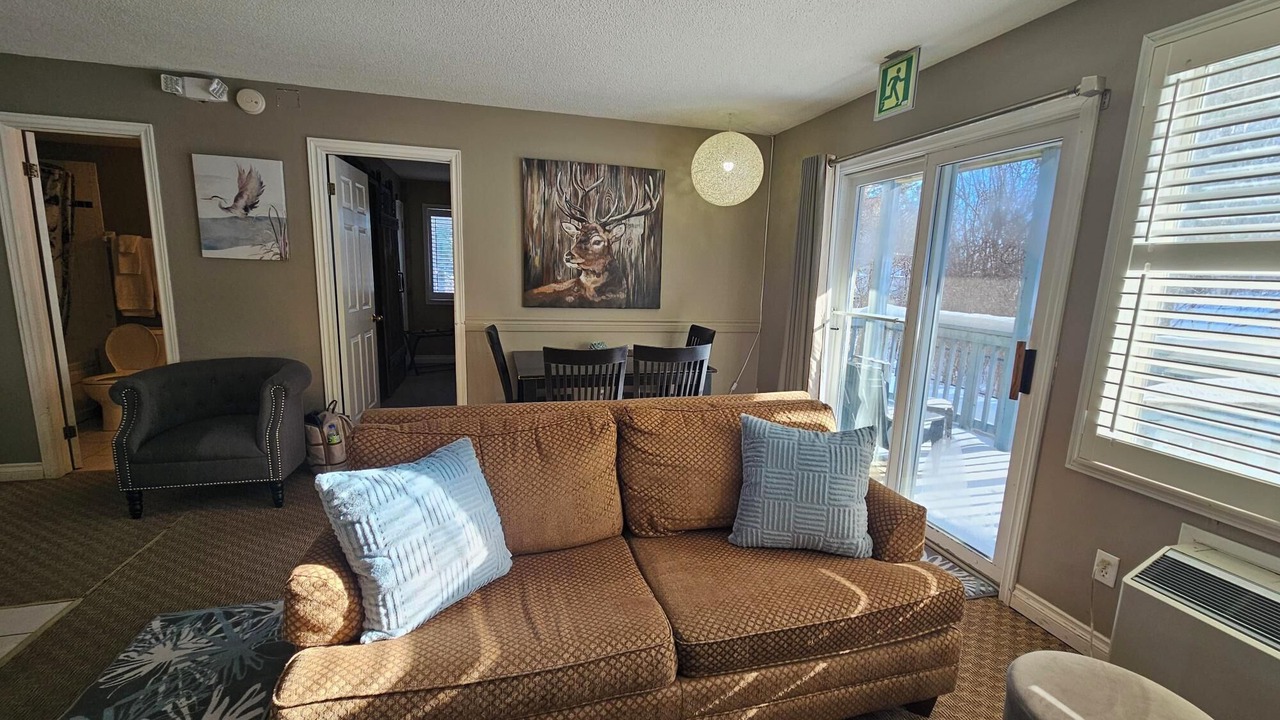 Photo of Livingroom in Craigleith
