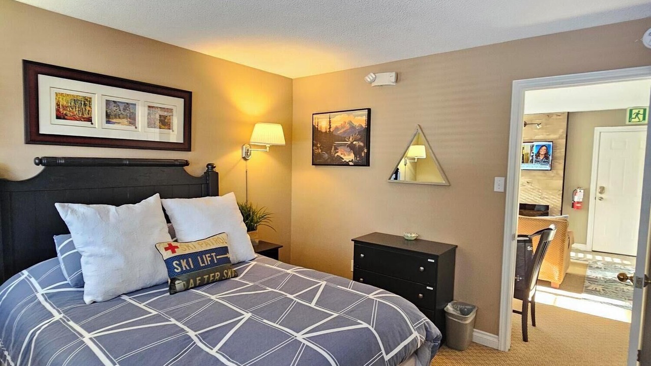 Photo of Bedroom in Craigleith