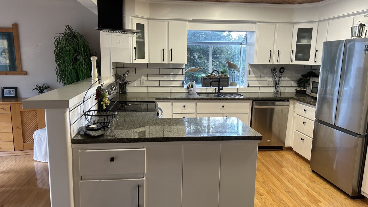 Photo of Kitchen in Madeira Park