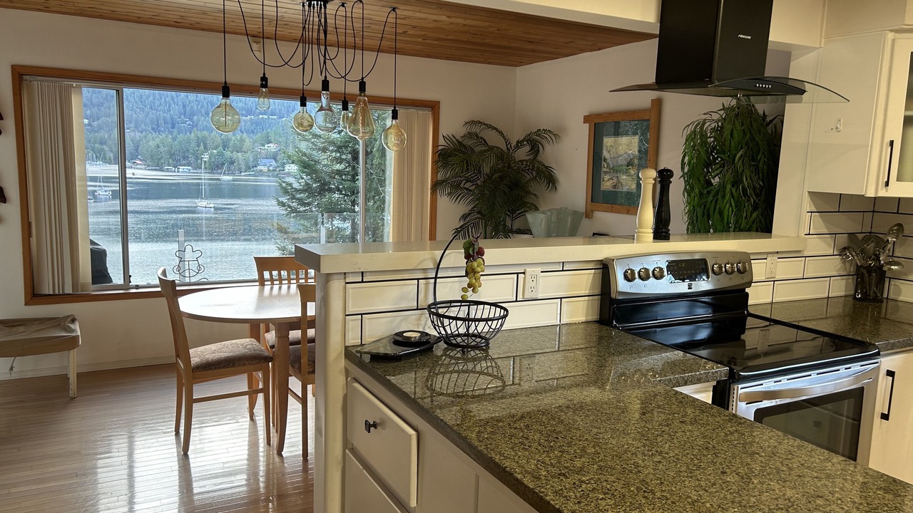 Photo of Kitchen in Madeira Park