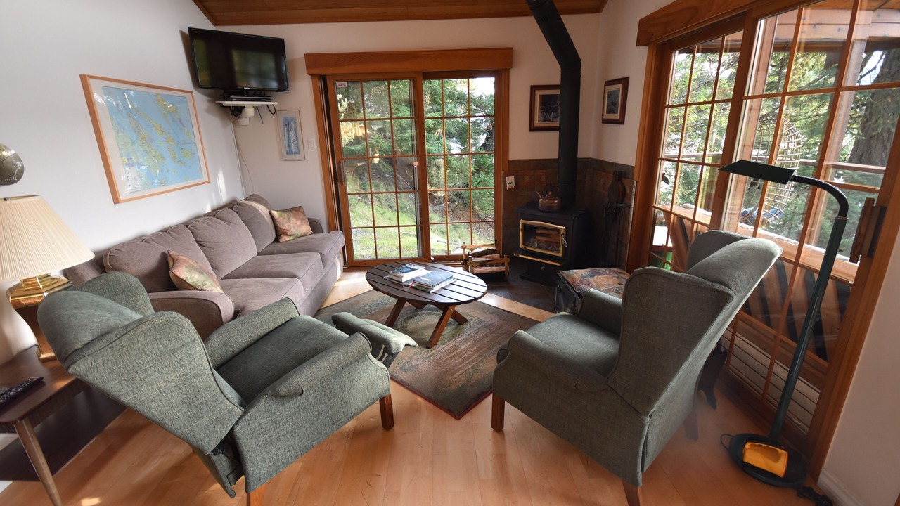 Photo of Bedroom in Pender Island