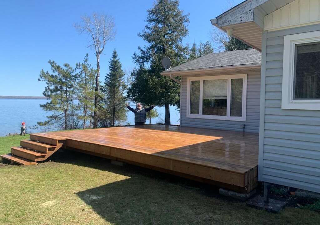 Photo of Patio Balcony in Manitoulin District
