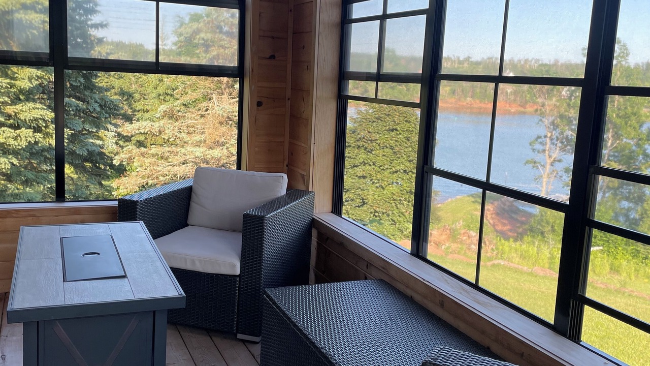 Photo of Livingroom in New London