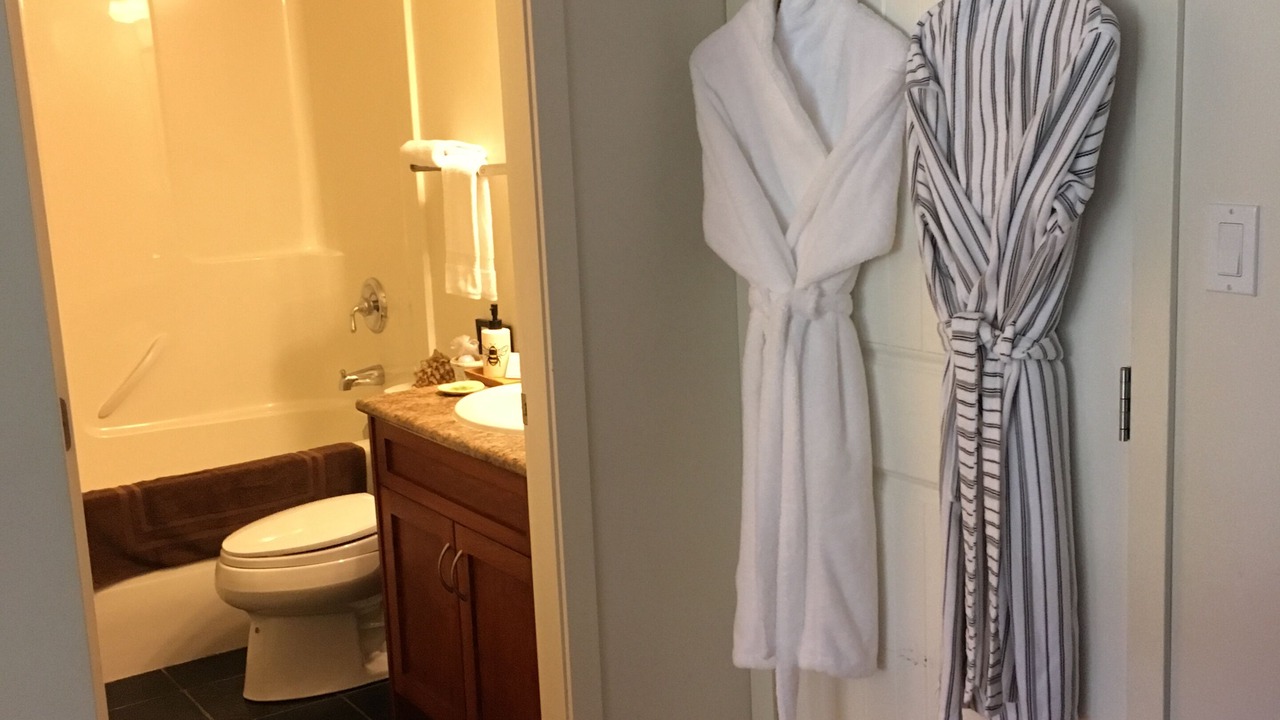 Photo of Bathroom in West Porpoise Bay