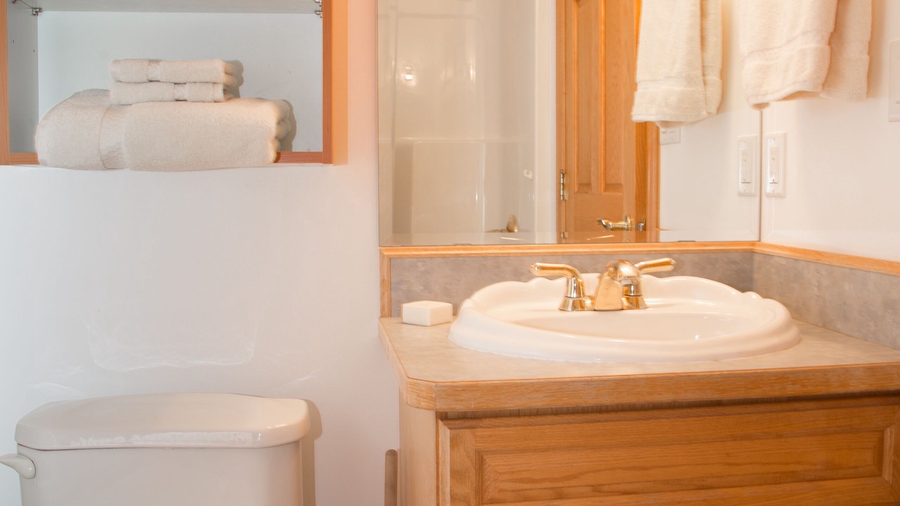 Photo of Bathroom in Okanagan-Similkameen