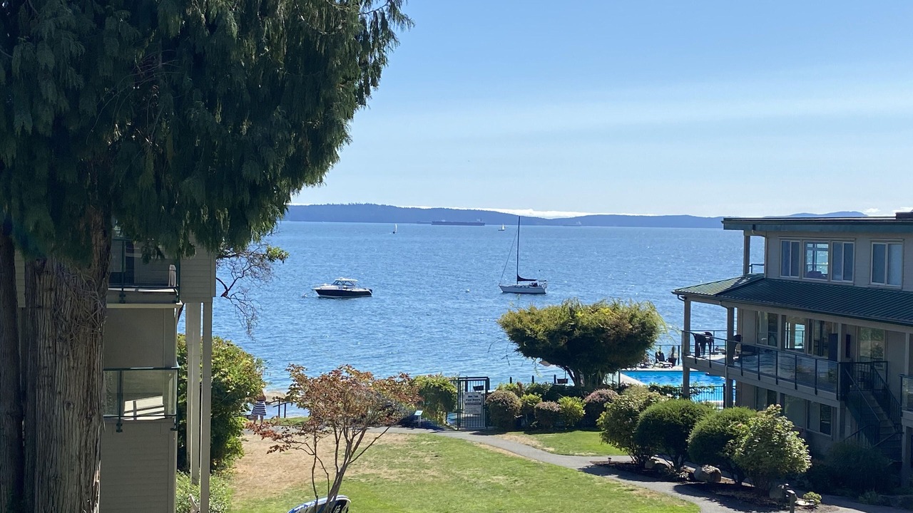 Photo of Others in Yellow Point
