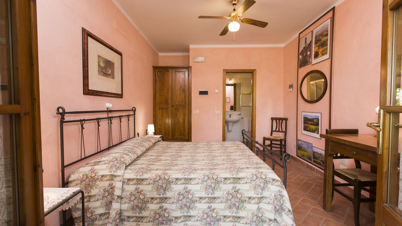 Photo of Bedroom in San Gimignano