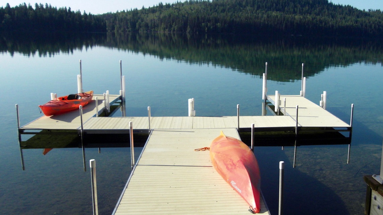 Photo of Others in Deka Lake