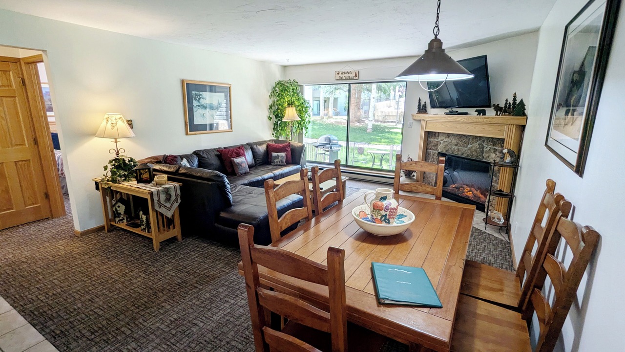 Photo of Livingroom in Avon