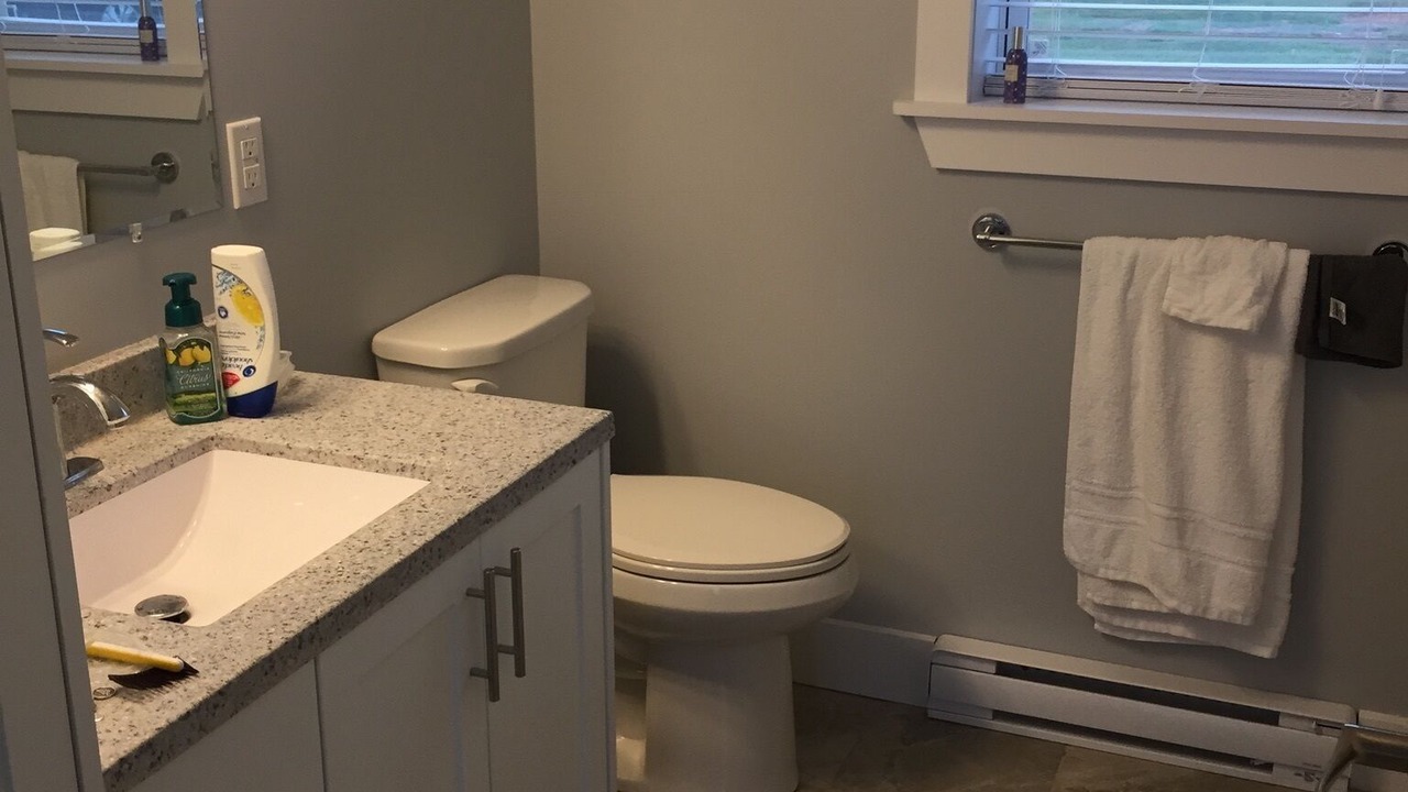 Photo of Bathroom in Darnley
