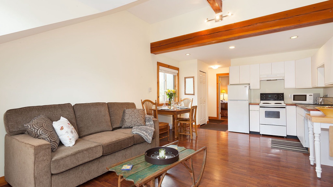 Photo of Livingroom in Pemberton