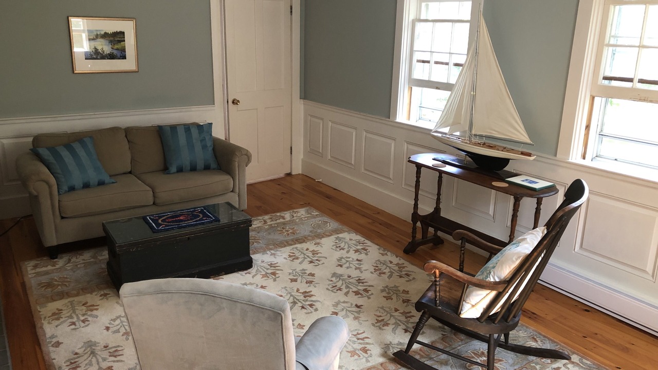 Photo of Livingroom in Mahone Bay