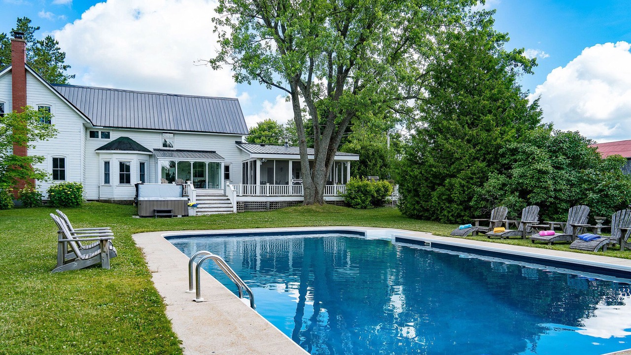 Photo of Outdoor in Grey Highlands