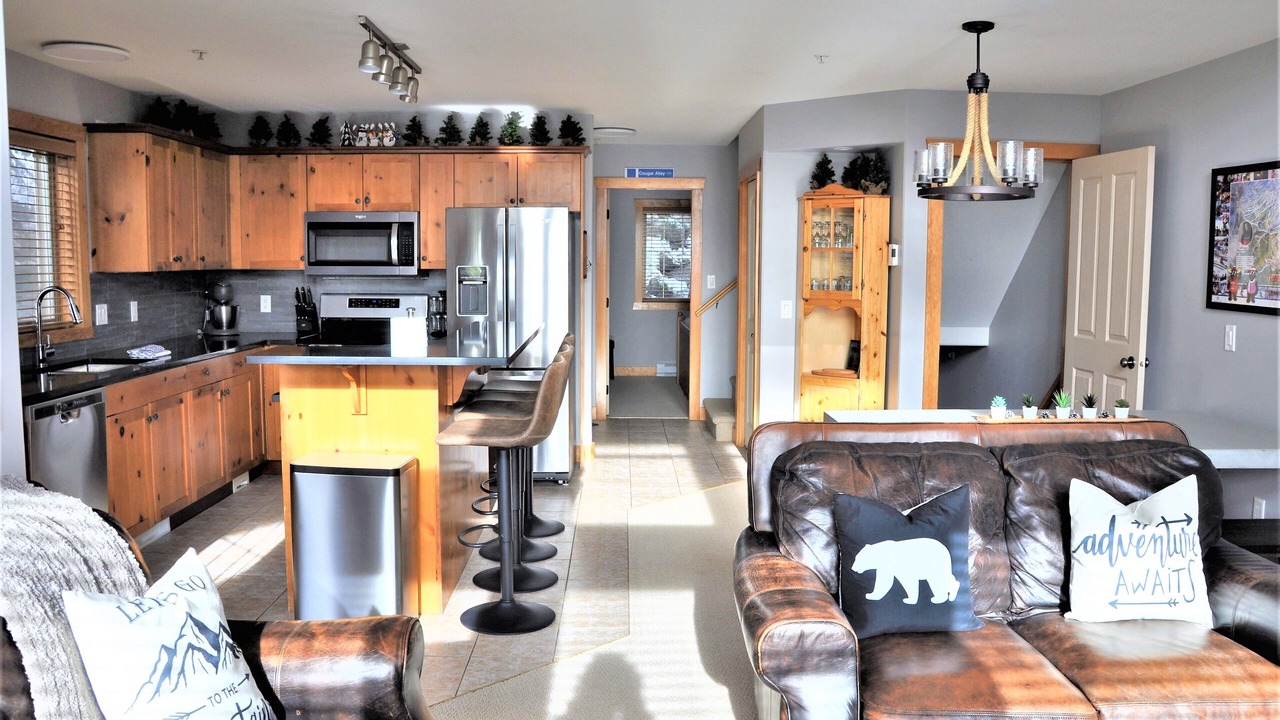 Photo of Bedroom in Snow Pine Estates
