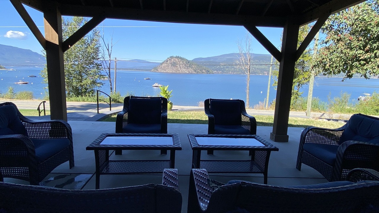 Photo of Patio Balcony in Blind Bay