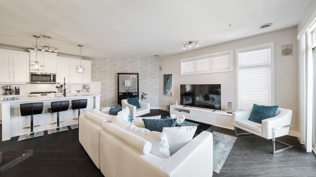 Photo of Livingroom in Westbank