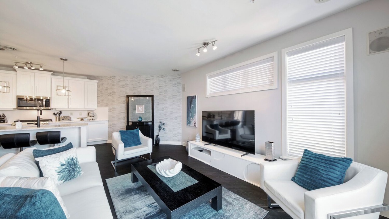 Photo of Livingroom in Westbank