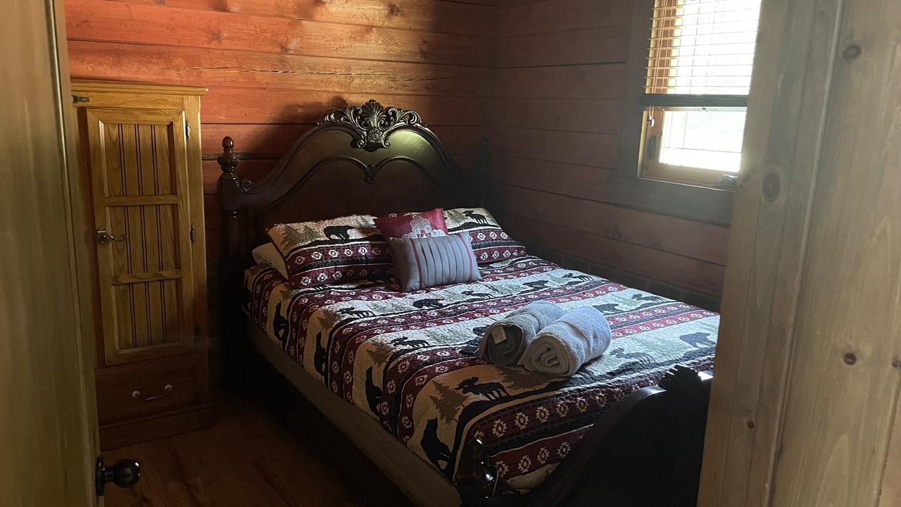 Photo of Bedroom in Skead