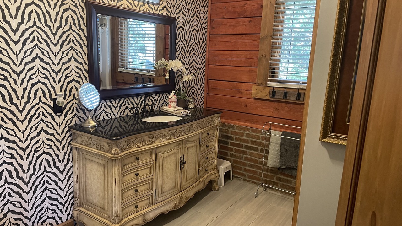 Photo of Bathroom in Skead