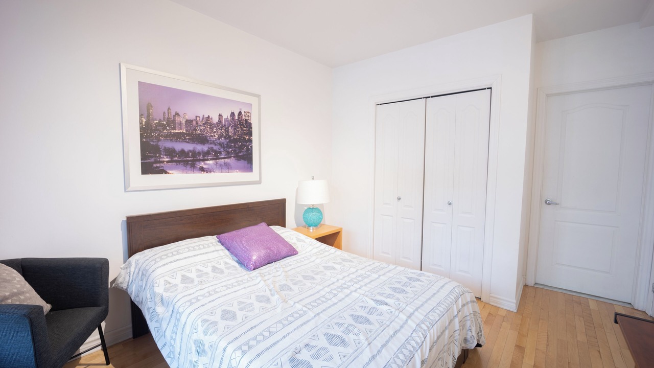 Photo of Bedroom in Quartier des Spectacles