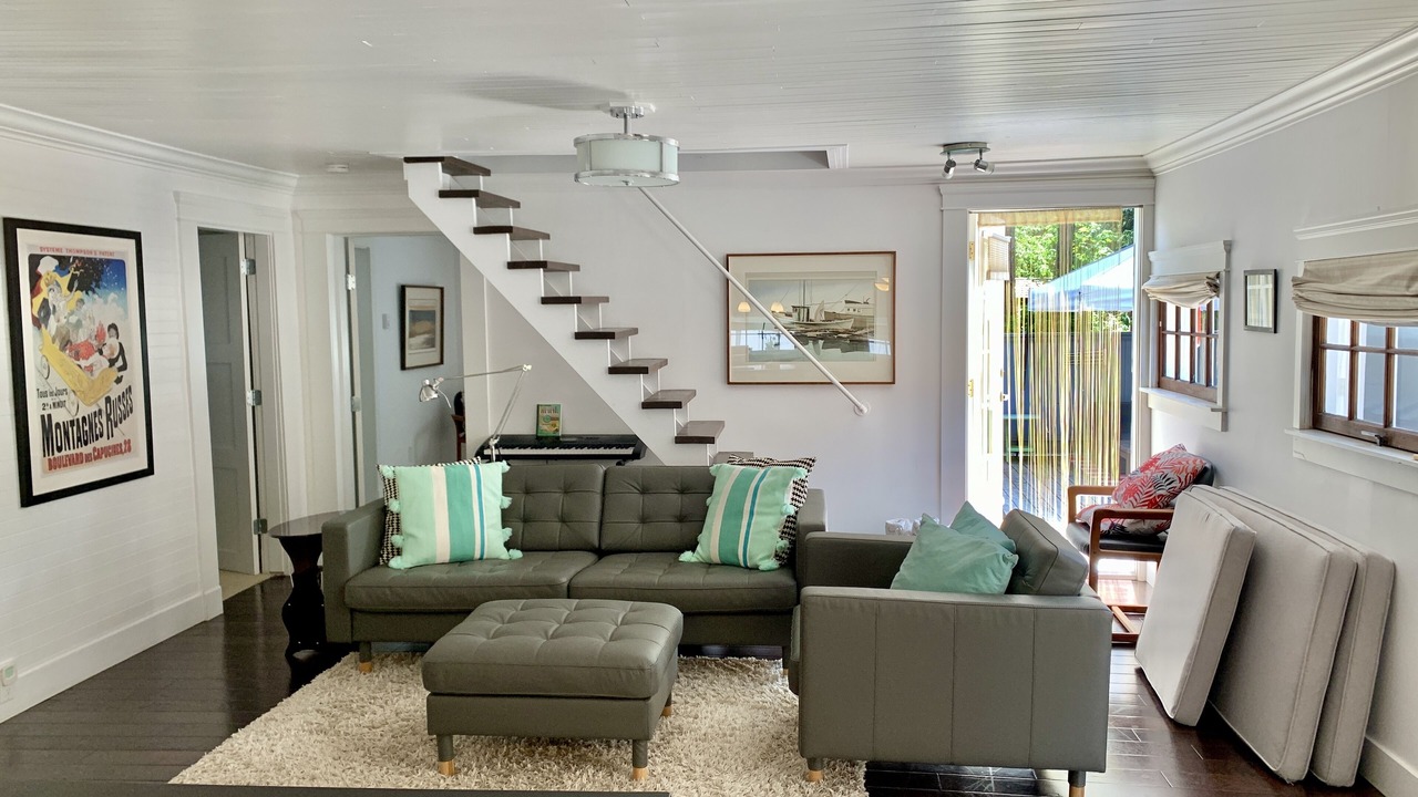 Photo of Livingroom in Cultus Lake