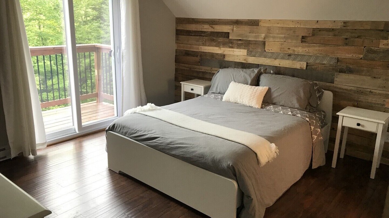 Photo of Bedroom in St-Adolphe-d'Howard
