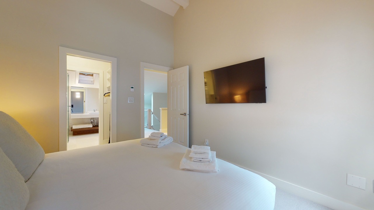 Photo of Bedroom in Whistler Village