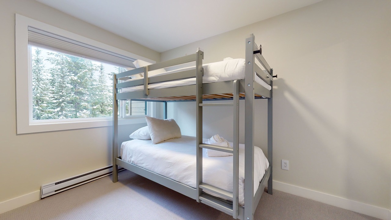 Photo of Bedroom in Whistler Village