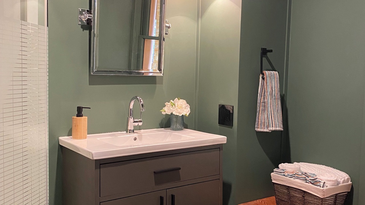 Photo of Bathroom in Hillcrest Mines